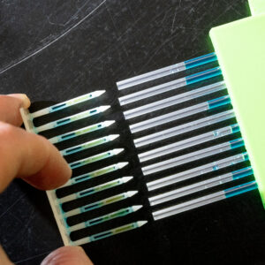 Loading straws