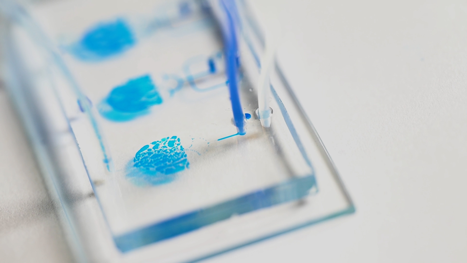 High-resolution 3D-printed Droplet Generator microfluidic device 02