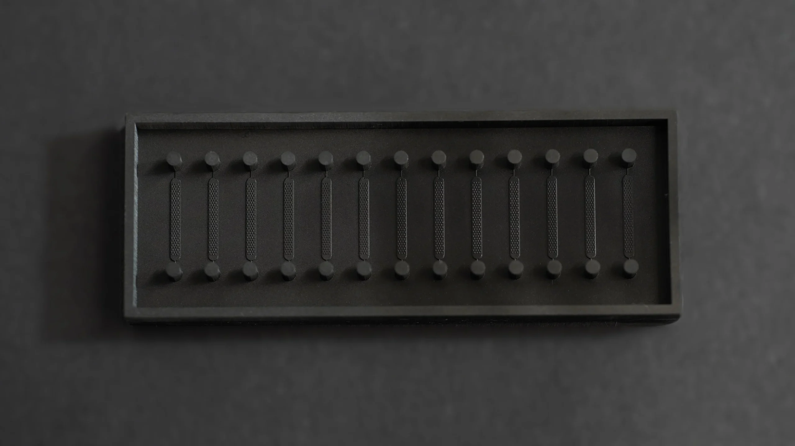 High-resolution 3D-printed Cell Trap microfluidic device